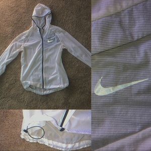 Nike Lightweight Jacket 💦💨
